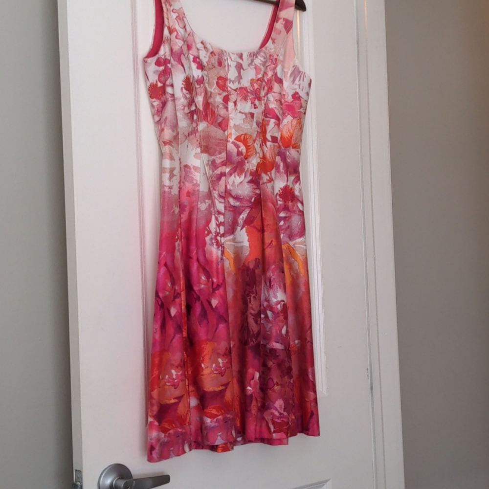 Nine West floral cocktail dress size 6